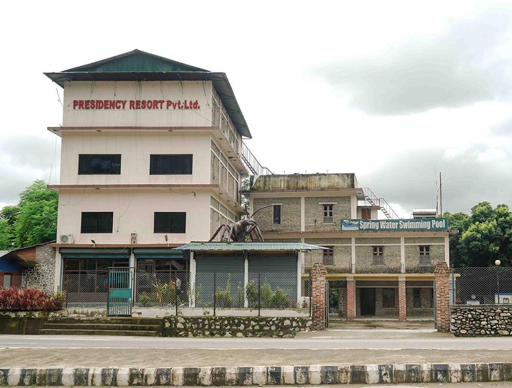 Presidency Resort Upardang Gadhi المظهر الخارجي الصورة